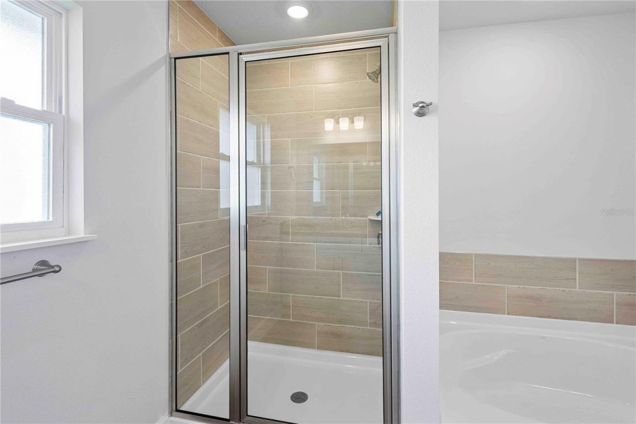 483 SW Bellflower Drive, Lake City, FL 32024 Photo