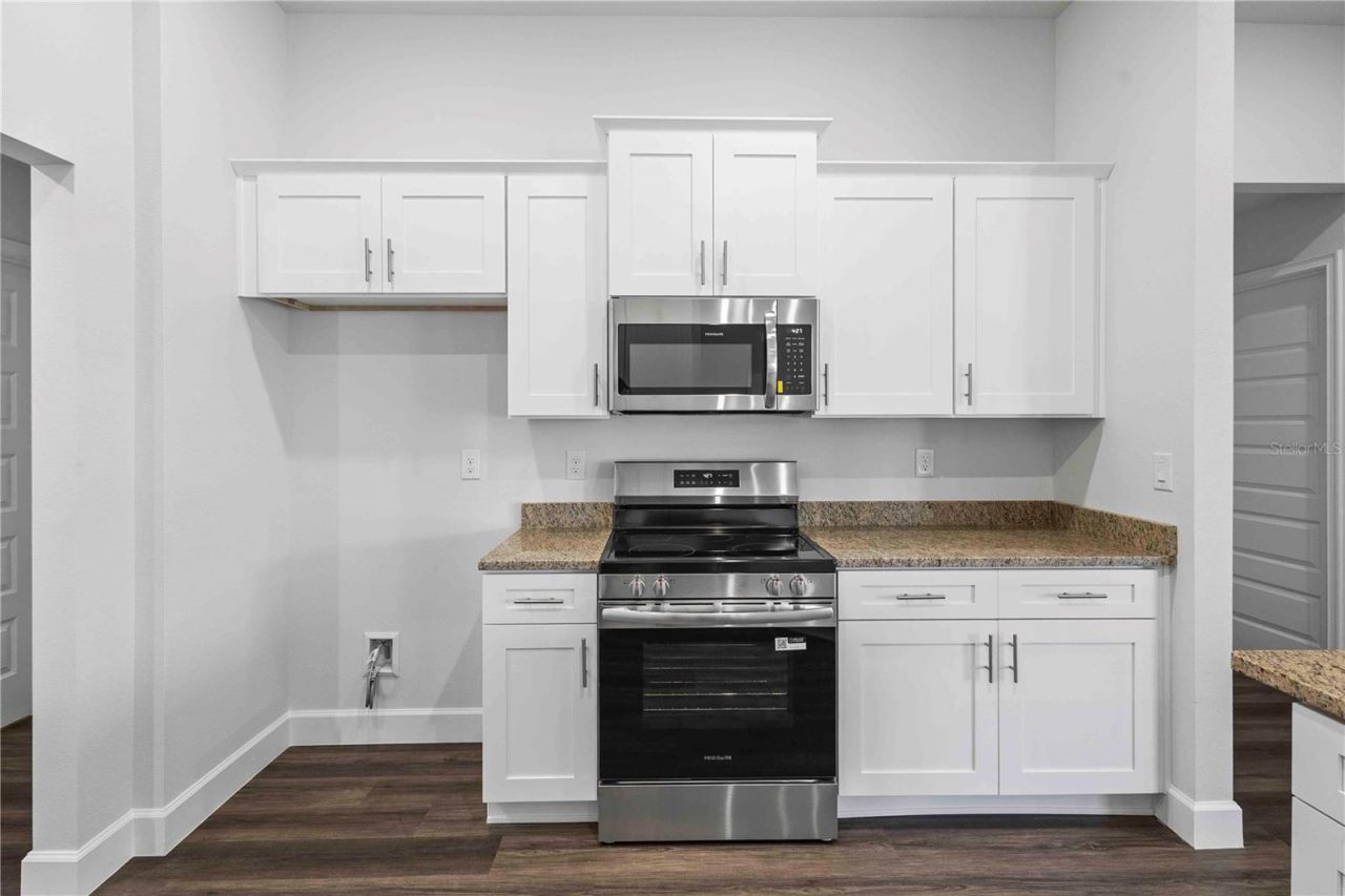 483 SW Bellflower Drive, Lake City, FL 32024 Photo