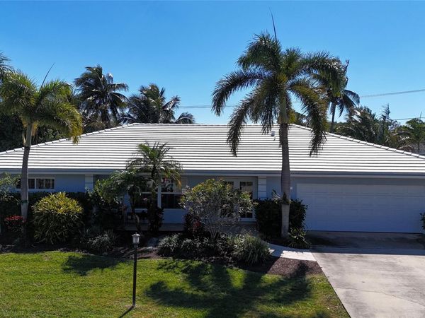 930 SW 16th St, Boca Raton, FL 33486