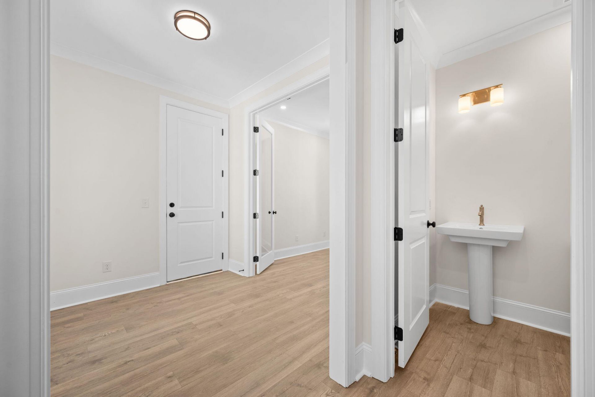 313 Livewell Court Photo 18