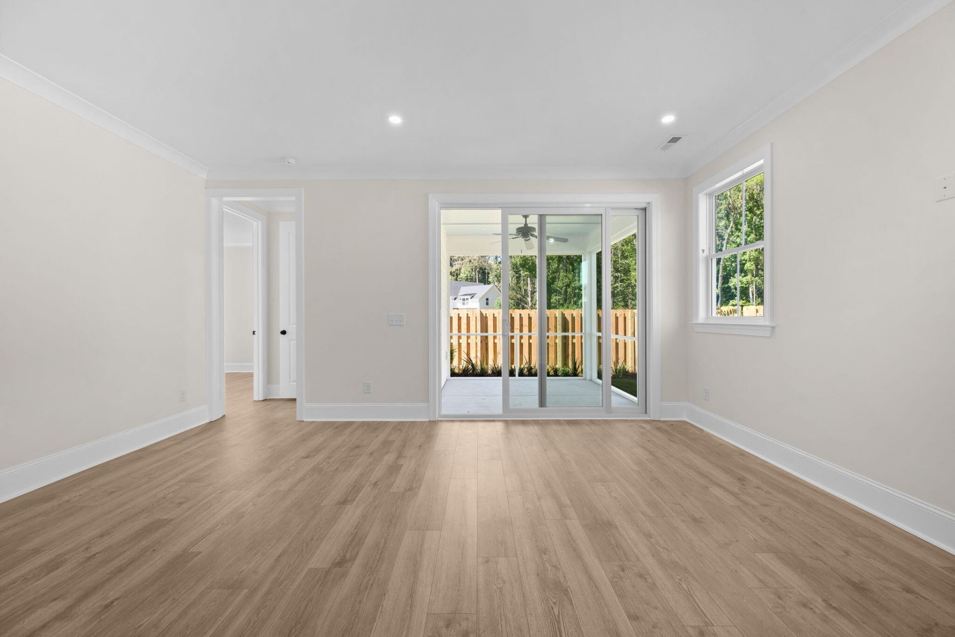 313 Livewell Court Photo 29