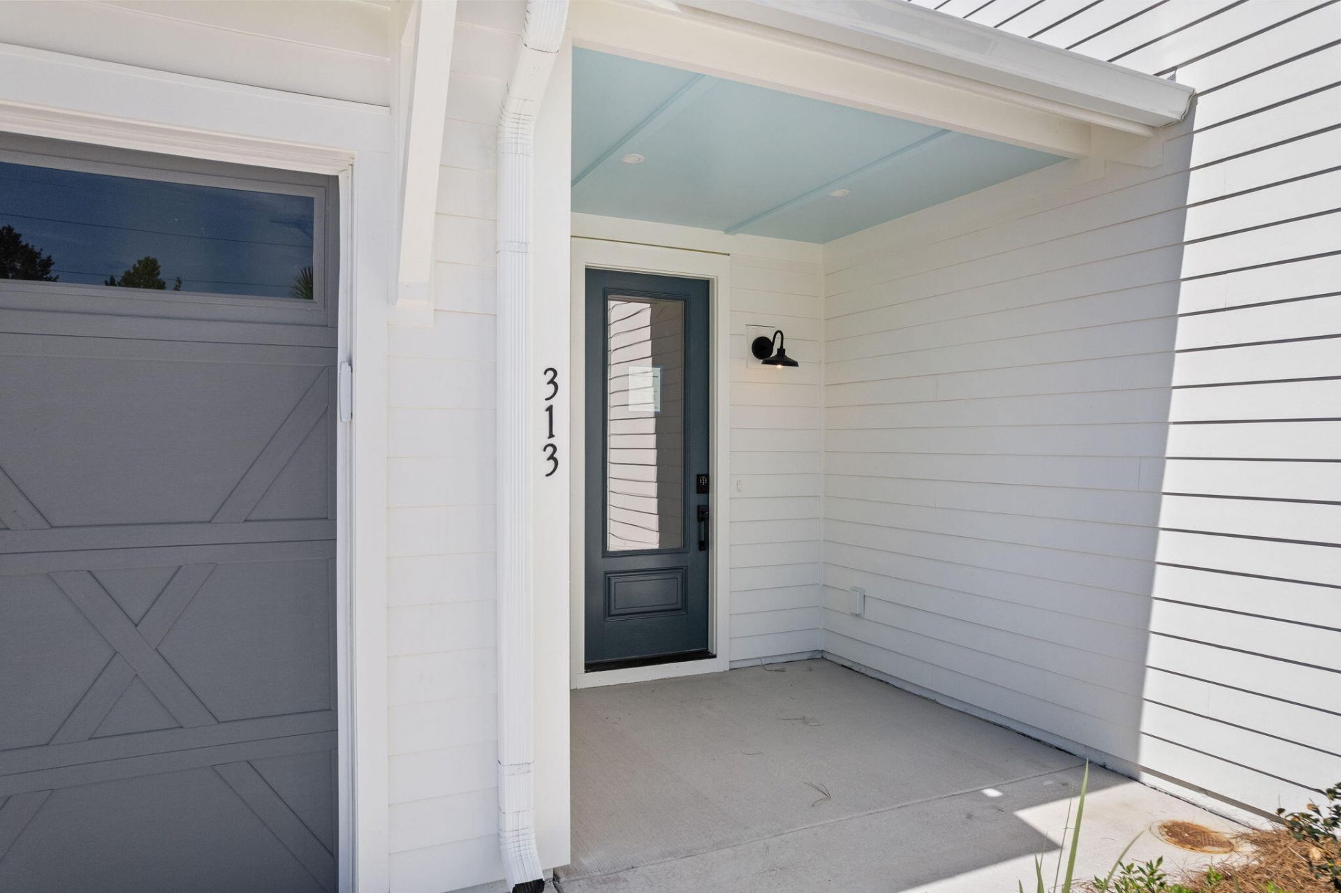 313 Livewell Court Photo 4