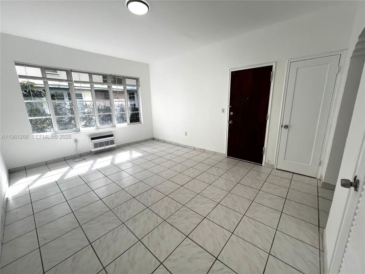 1132 Pennsylvania Ave, Unit 3, Miami Beach, FL 33139 Photo