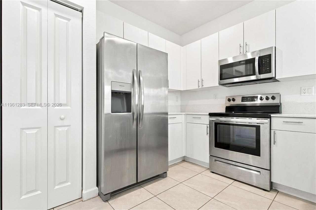 11831 SW 246th Ter, Homestead, FL 33032 Photo