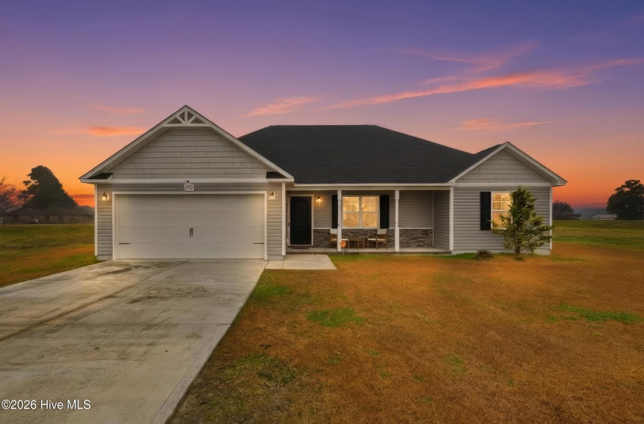 216 Trophy Ridge Drive, Richlands, NC 28574 Main Photo