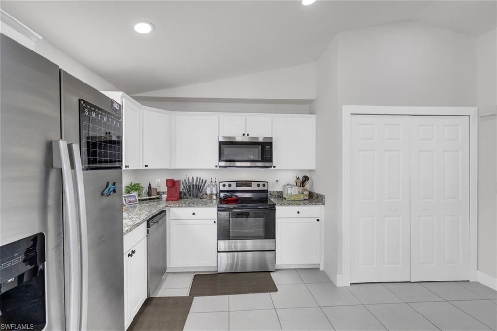 1327 NE 12th Ave , Cape Coral, FL 33909 Photo