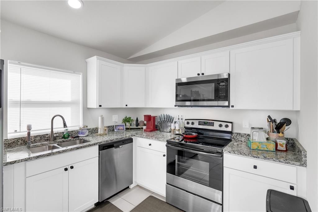 1327 NE 12th Ave , Cape Coral, FL 33909 Photo