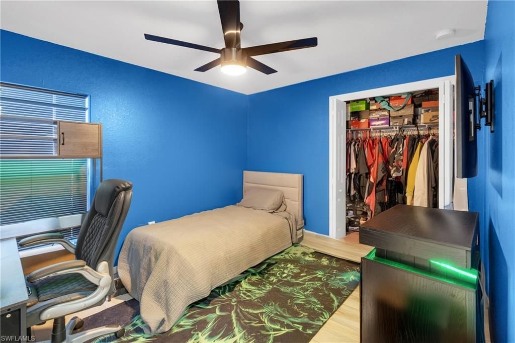 1327 NE 12th Ave , Cape Coral, FL 33909 Photo