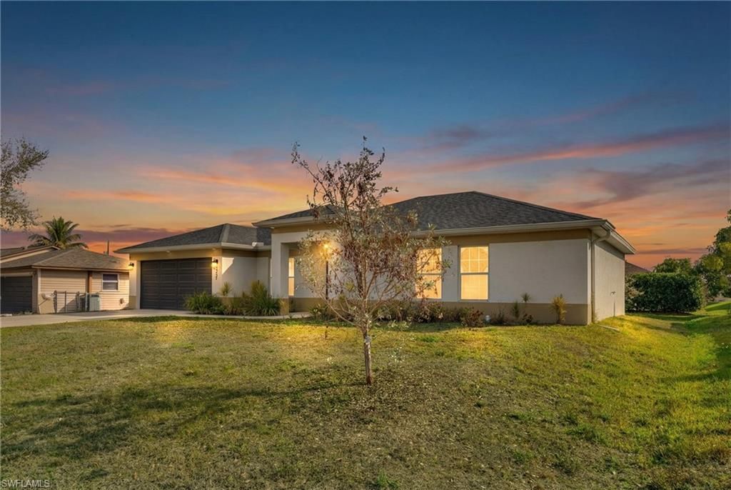 1327 NE 12th Ave , Cape Coral, FL 33909 Photo