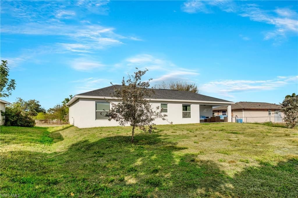 1327 NE 12th Ave , Cape Coral, FL 33909 Photo