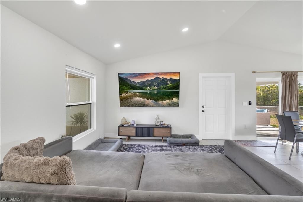 1327 NE 12th Ave , Cape Coral, FL 33909 Photo