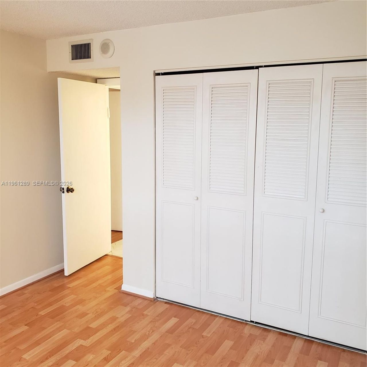 1200 NE Miami Gardens Dr, Unit 213W, Miami, FL 33179 Photo