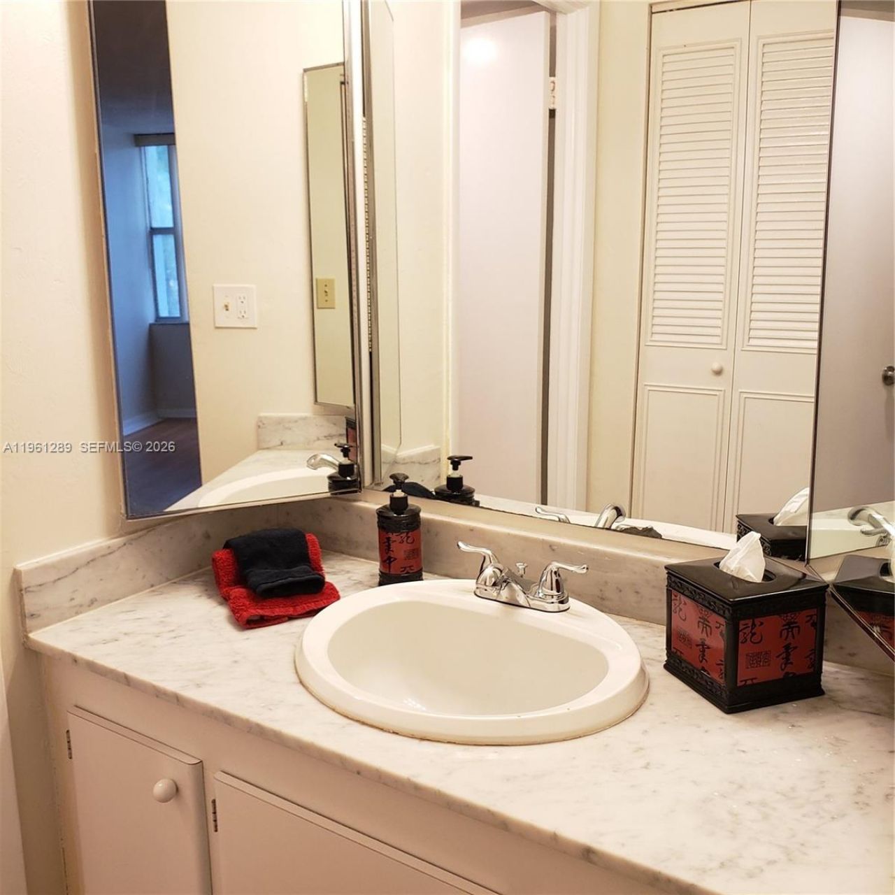 1200 NE Miami Gardens Dr, Unit 213W, Miami, FL 33179 Photo