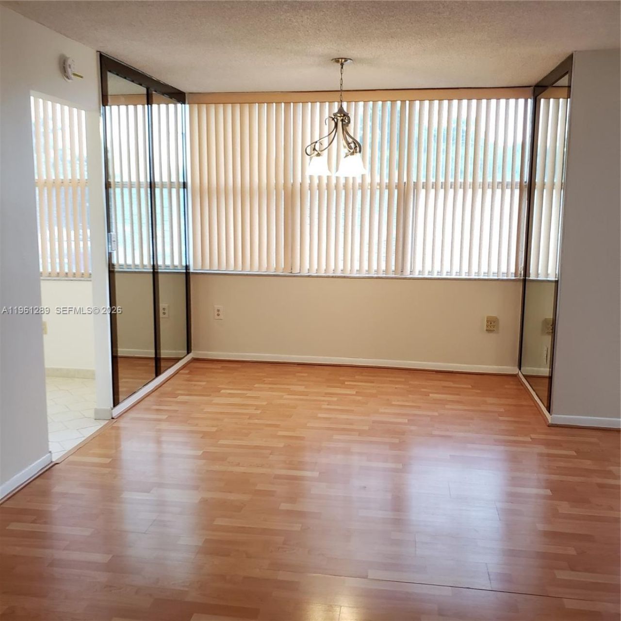 1200 NE Miami Gardens Dr, Unit 213W, Miami, FL 33179 Photo