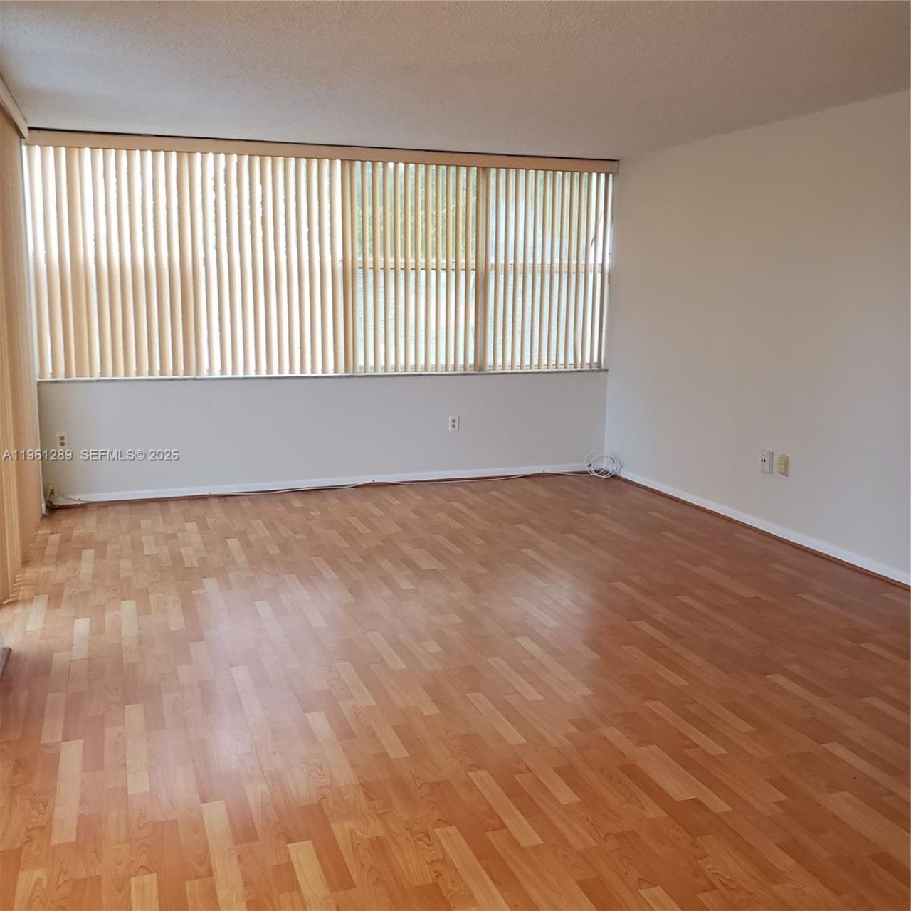 1200 NE Miami Gardens Dr, Unit 213W, Miami, FL 33179 Photo