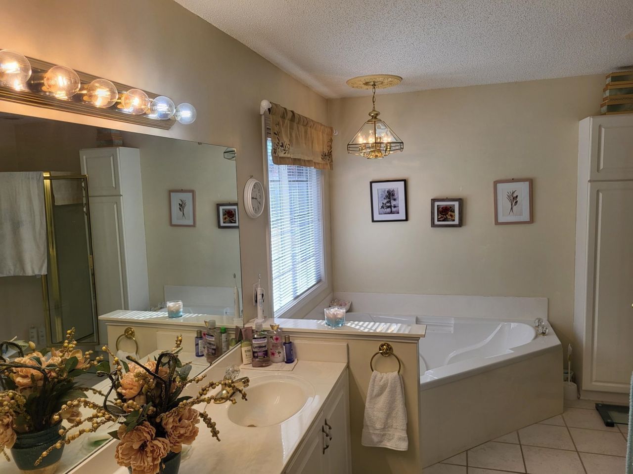 635 Bucks Trail Photo 12