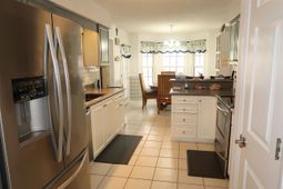 635 Bucks Trail photo 4