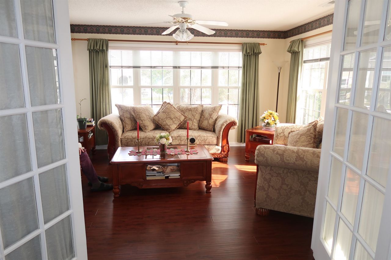 635 Bucks Trail Photo 9