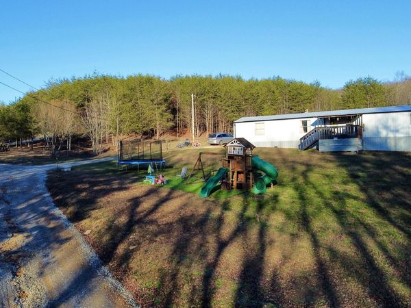 25 Myers Loop Rd, Pikeville, TN 37367