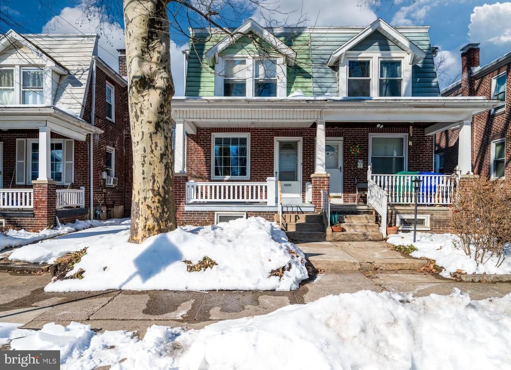 617 Crescent Avenue, Reading, PA 19605 Main Photo