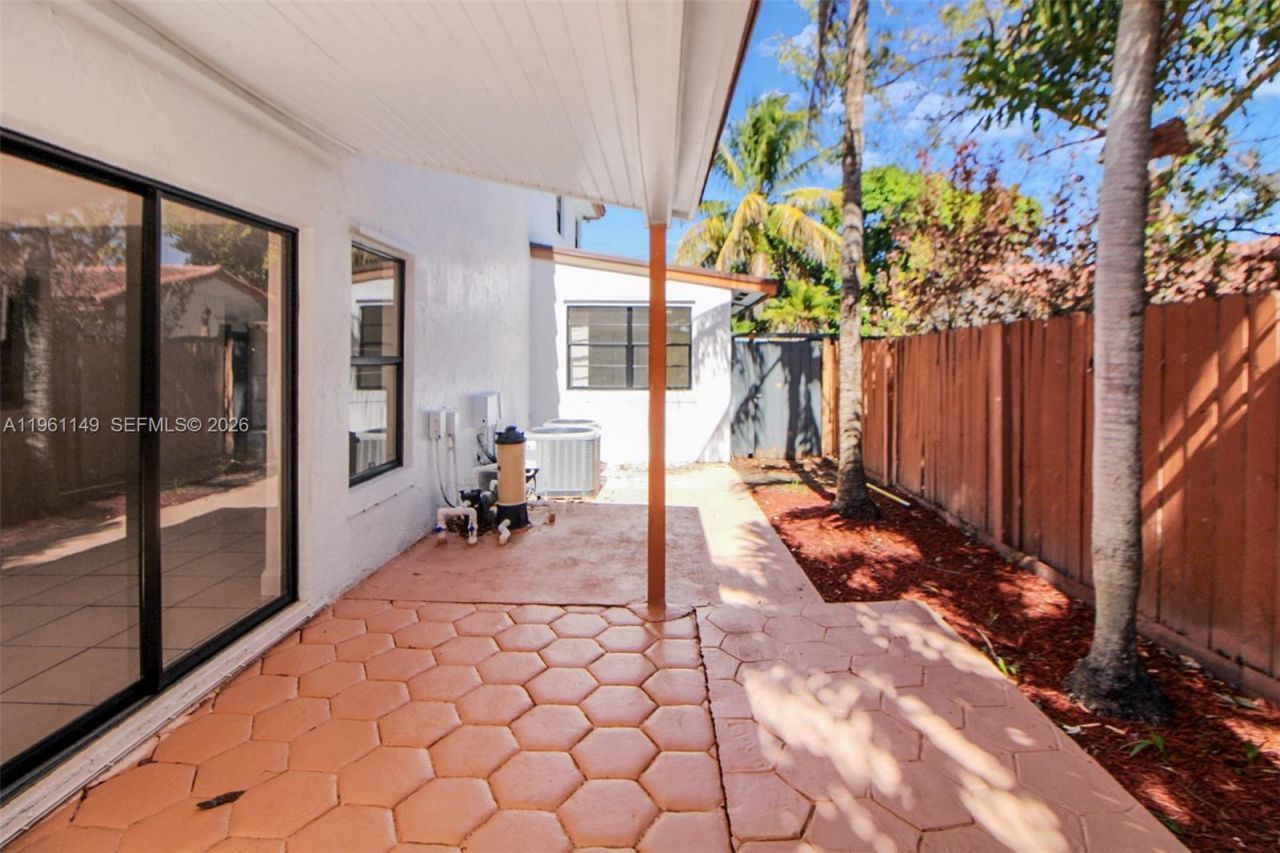 10031 SW 147th Pl, Miami, FL 33196 Photo