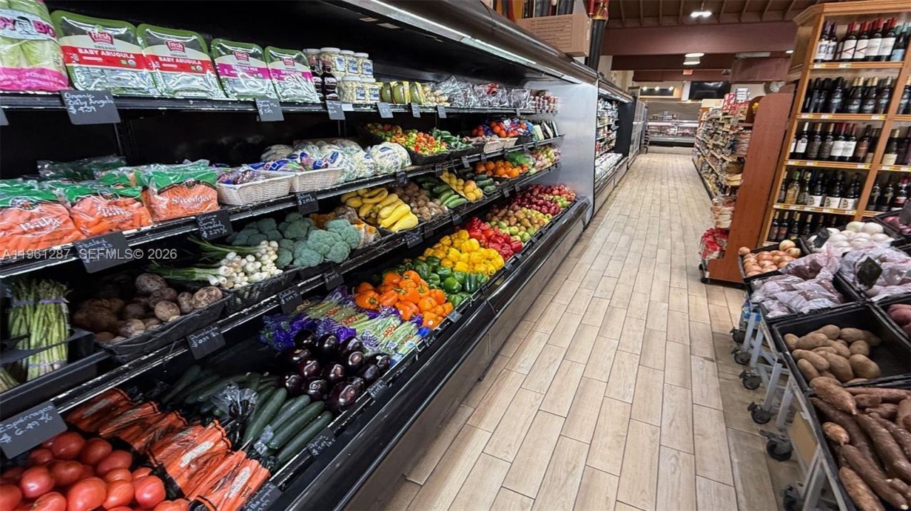 1305 SW 8th St, Miami, FL 33135 Photo