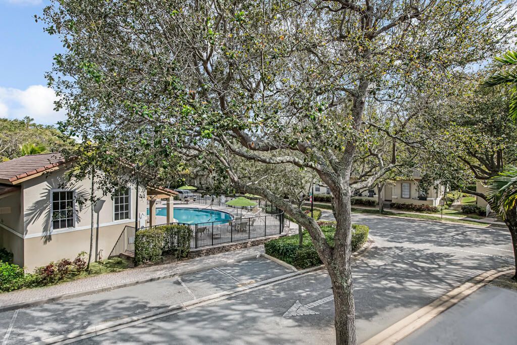 2407 NW 5th Street, Boynton Beach, FL 33426 Photo