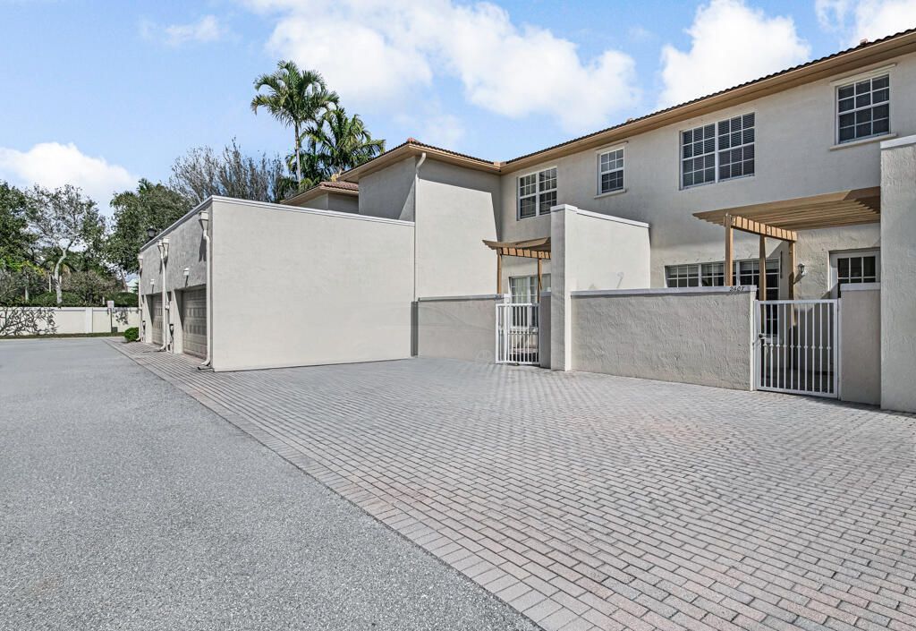 2407 NW 5th Street, Boynton Beach, FL 33426 Photo