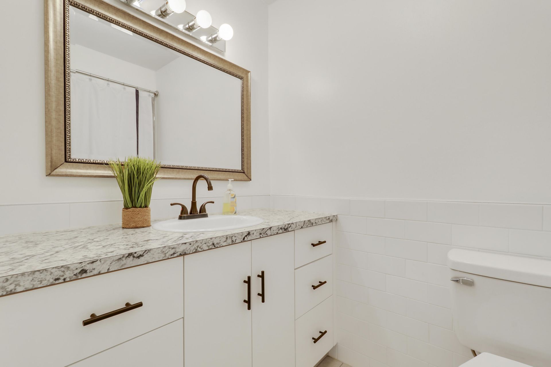 7 Greenway Village N, Unit 202, Royal Palm Beach, FL 33411 Photo