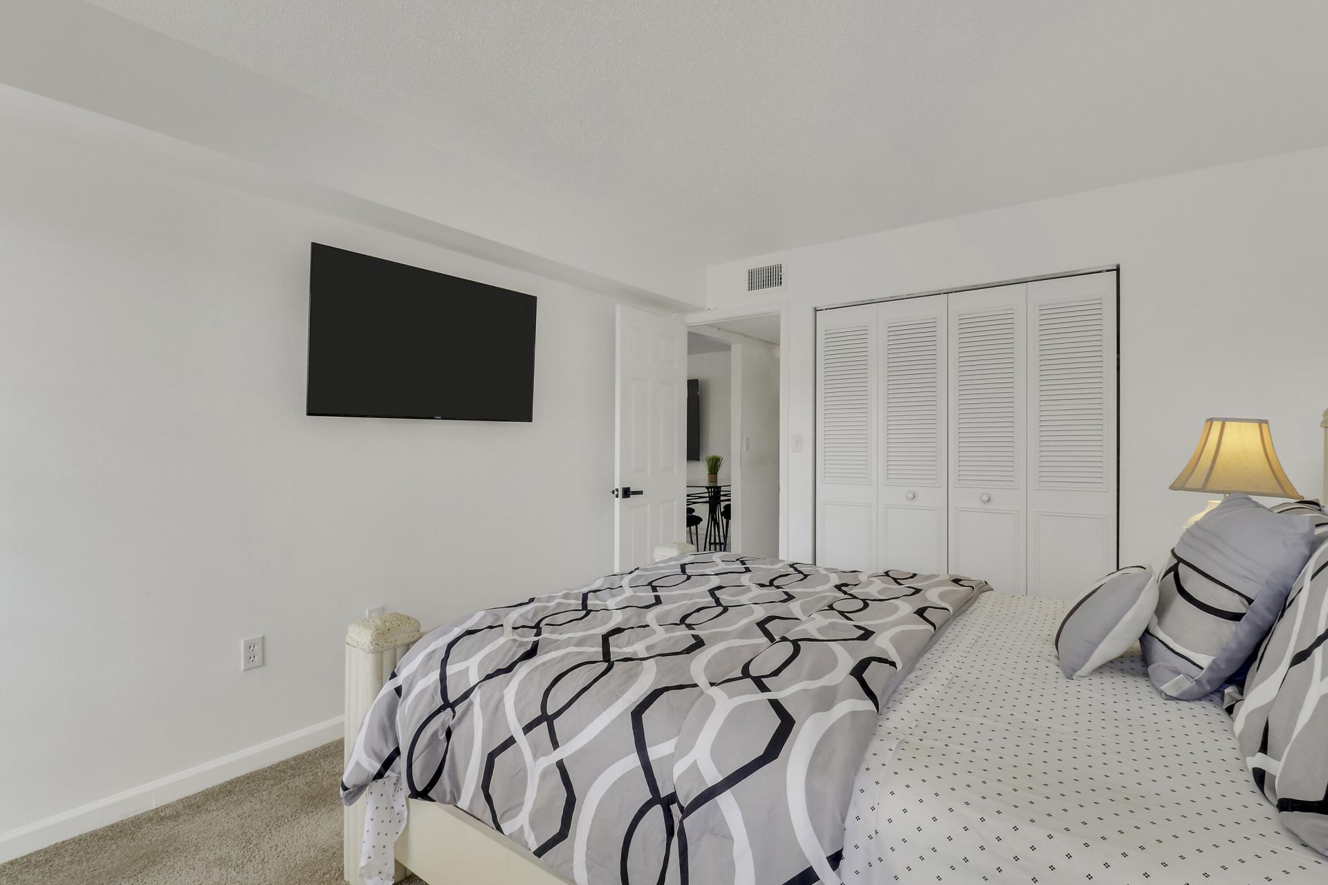 7 Greenway Village N, Unit 202, Royal Palm Beach, FL 33411 Photo