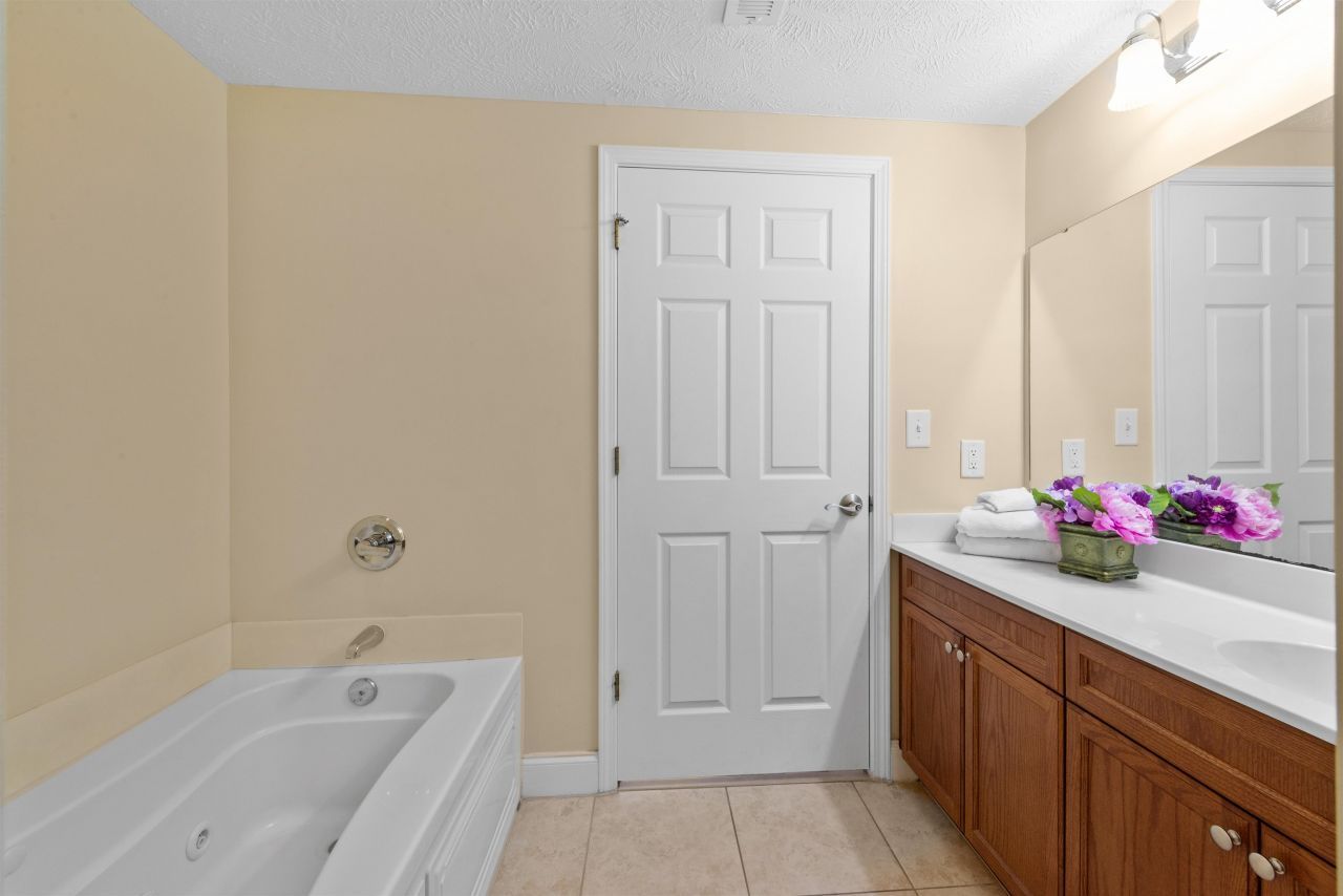 704 S Ocean Blvd. S Photo 11