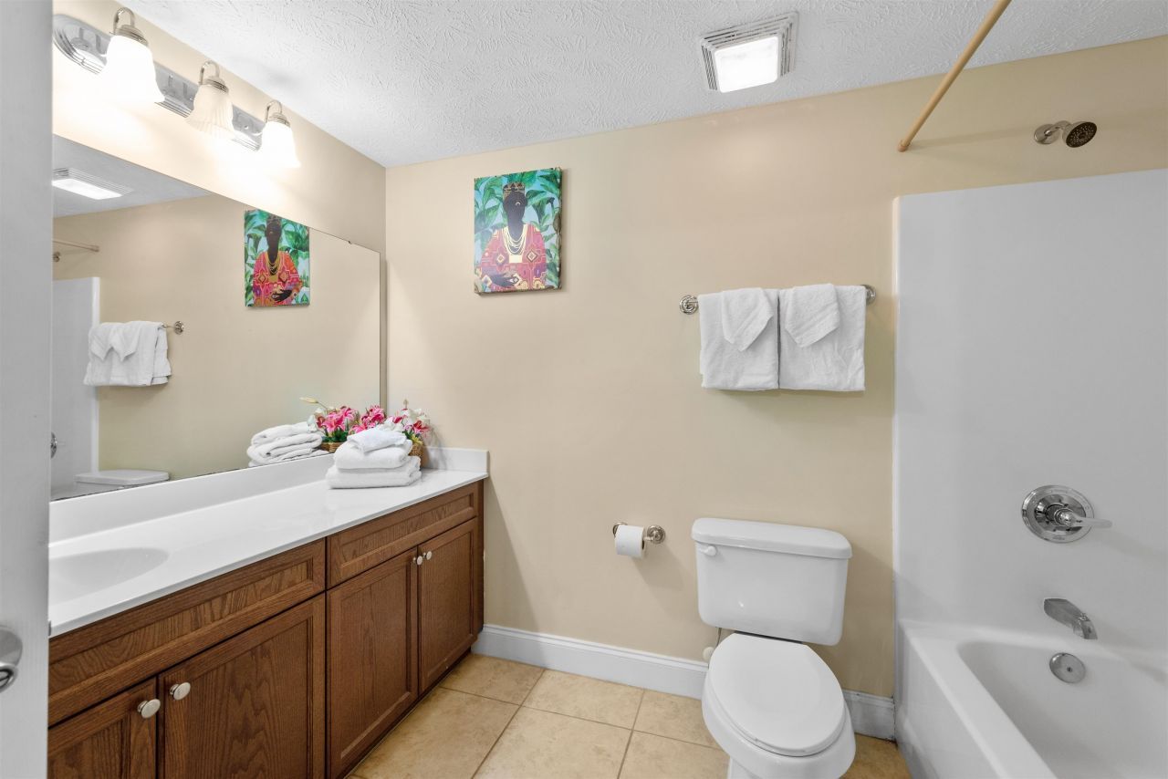 704 S Ocean Blvd. S Photo 19