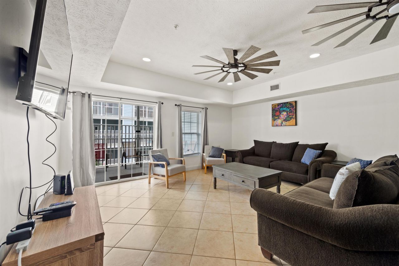 704 S Ocean Blvd. S Photo 8