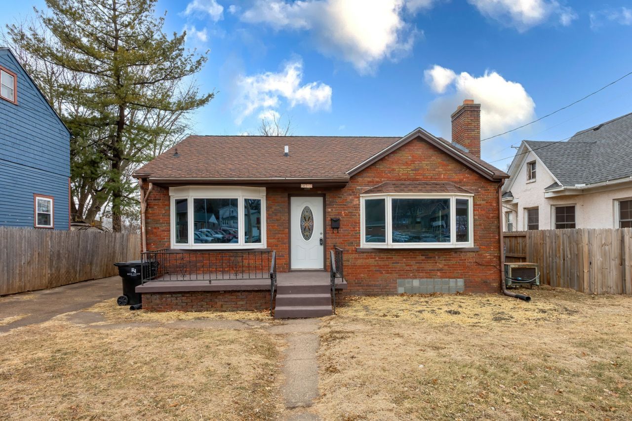 2506 11th Street, Rock Island, IL 61201 Main Photo