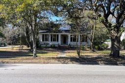 227 N Church Street photo 4