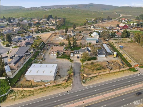 12336 Highway 178 , Bakersfield, CA 93306