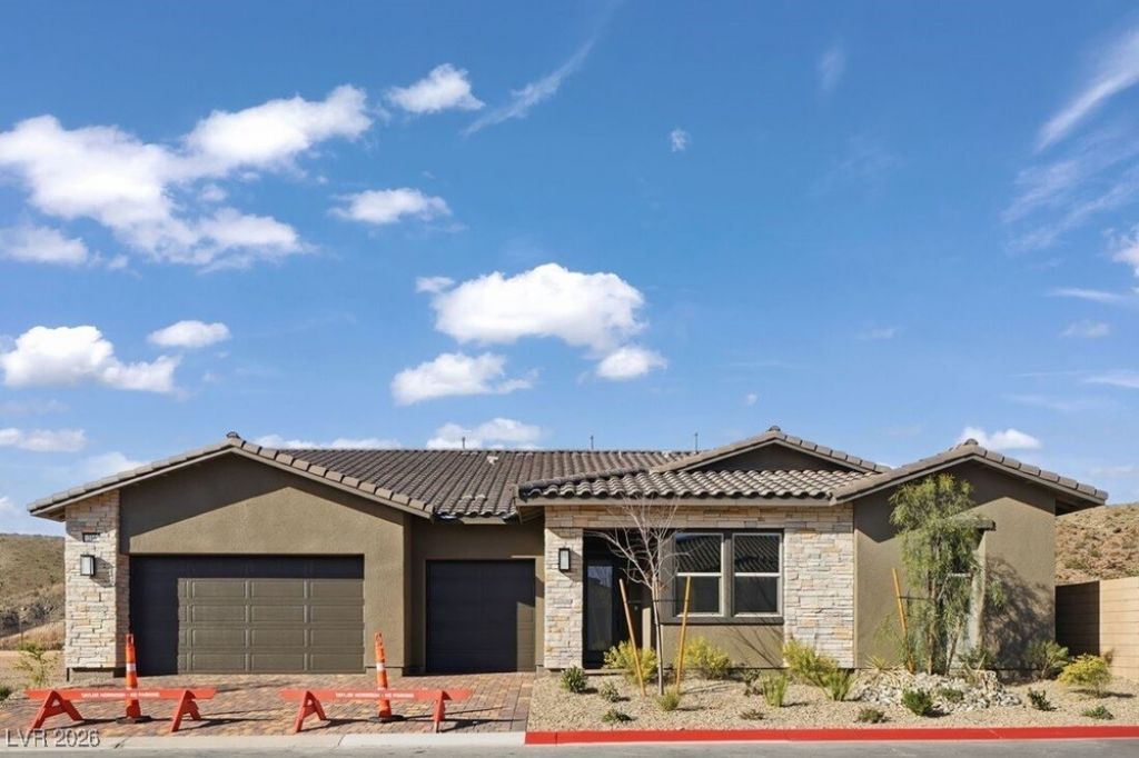 216 Paraggi Bay Drive, Henderson, NV 89011 Main Photo