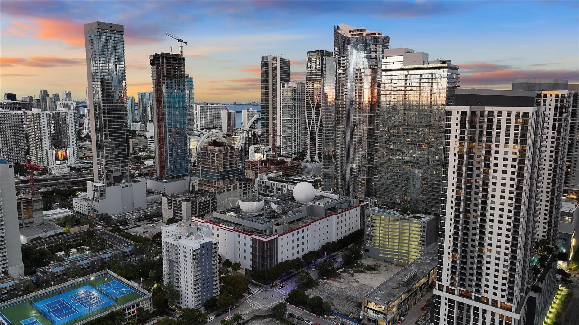 11 NE 6th Street, Unit 907, Miami, FL 33132 Photo