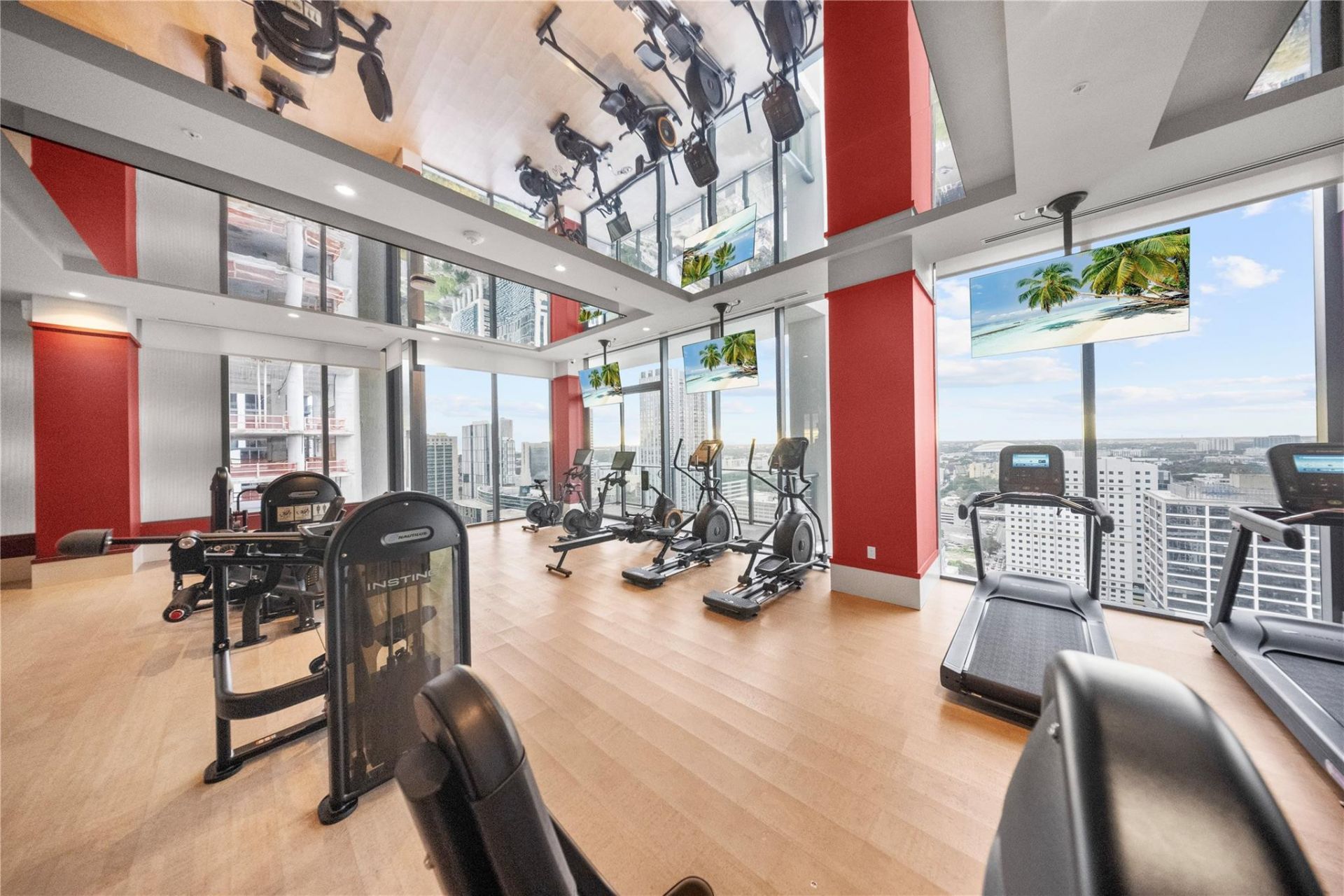 11 NE 6th Street, Unit 907, Miami, FL 33132 Photo