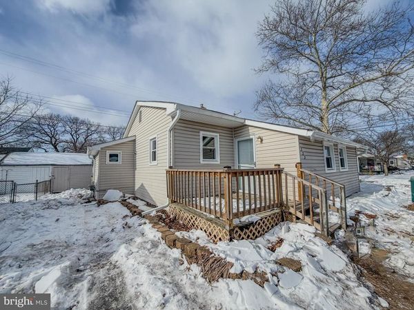 322 GREEN AVENUE, CARNEYS POINT, NJ 08069