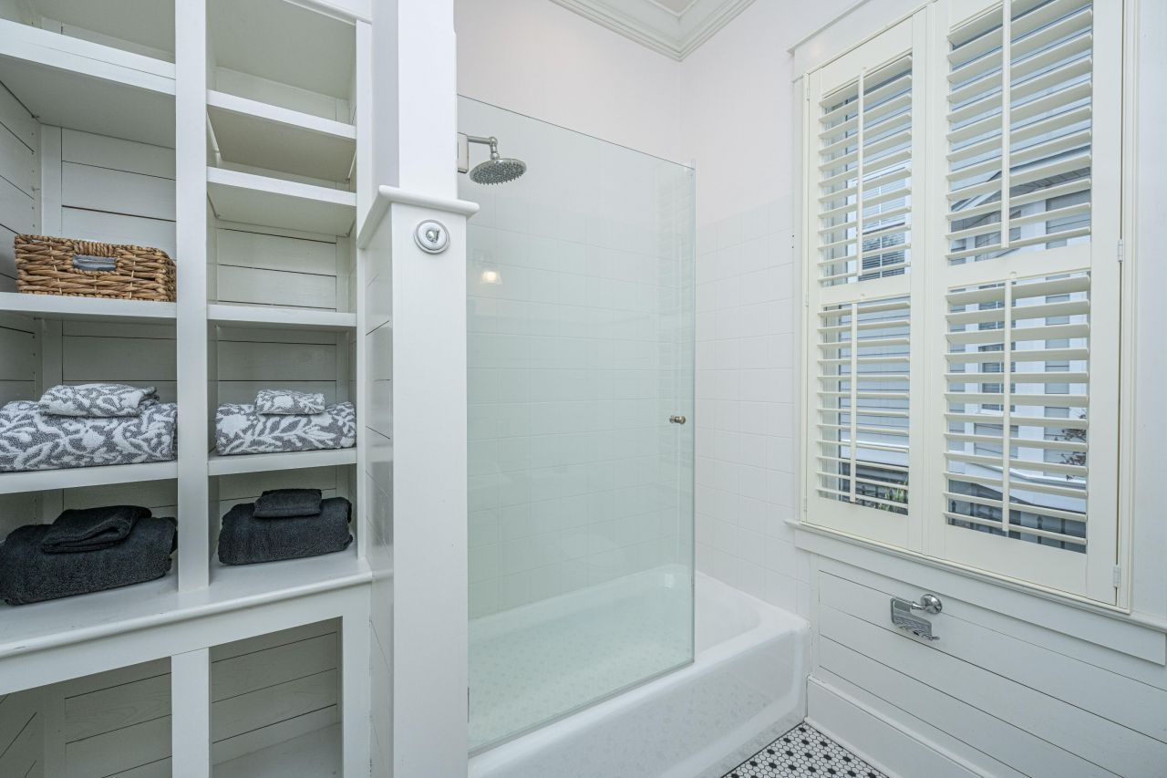 1908 Mahone Court Photo 41