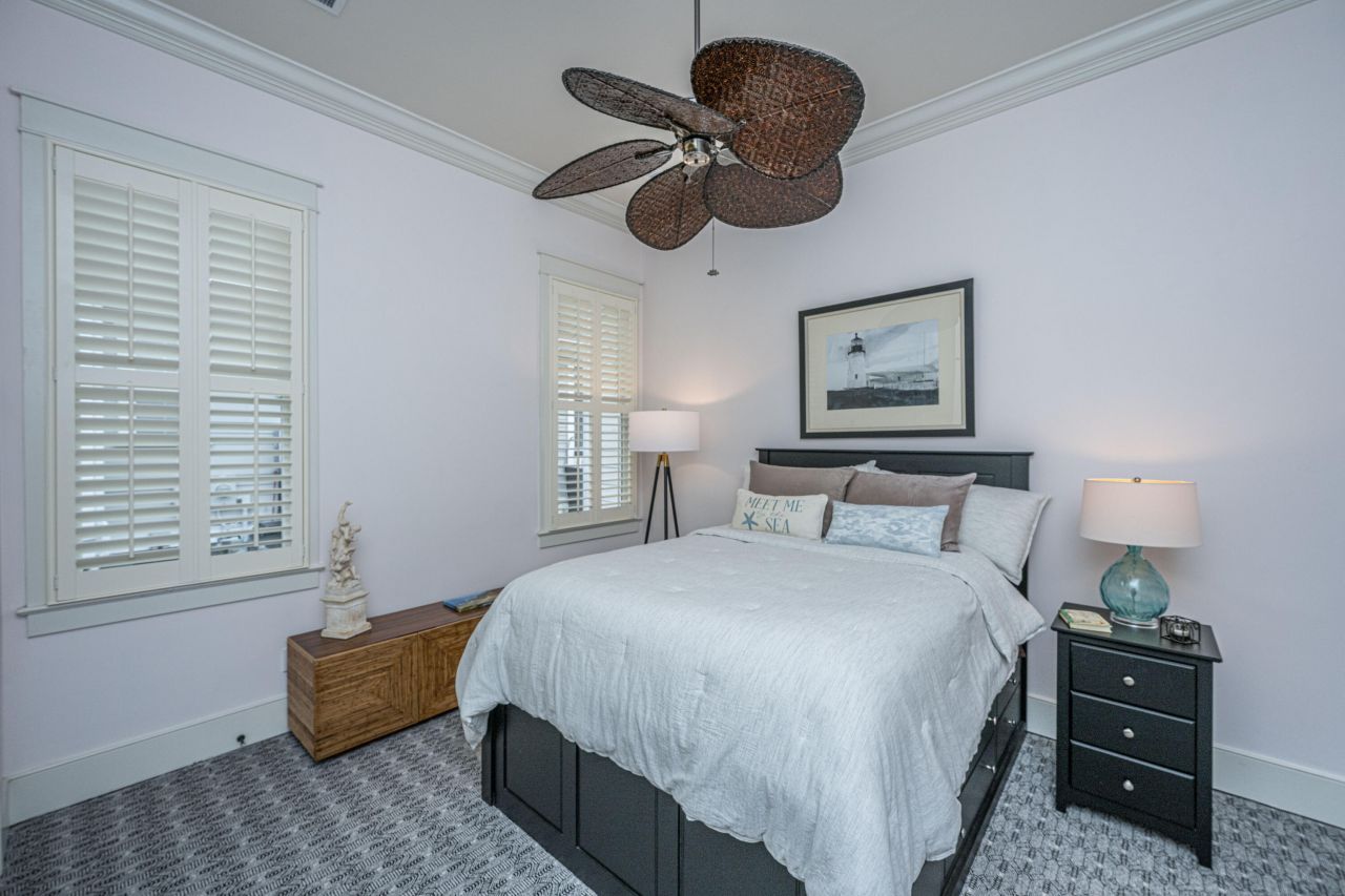 1908 Mahone Court Photo 43