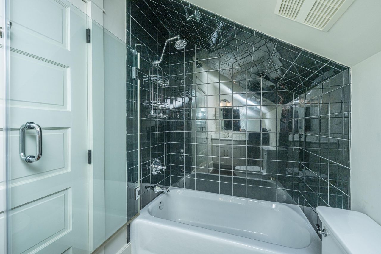 1908 Mahone Court Photo 51