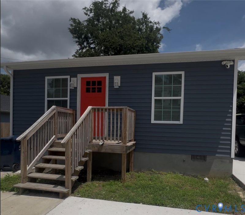 725 Wilson Street, Petersburg, VA 23803 Main Photo