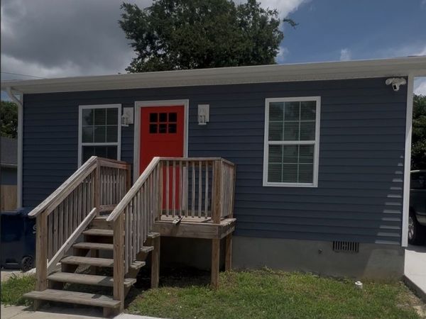 725 Wilson Street, Petersburg, VA 23803