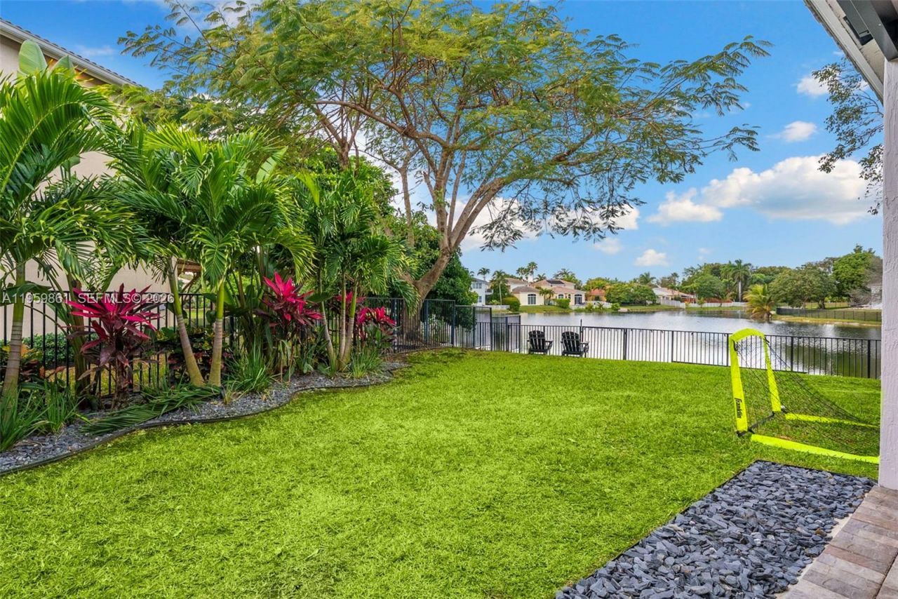 13229 SW 28th St, Miramar, FL 33027 Photo