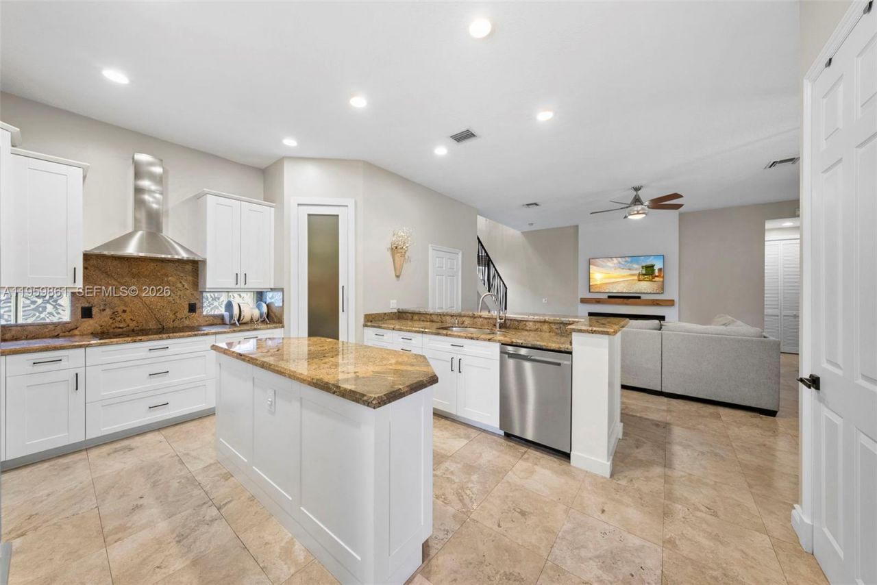 13229 SW 28th St, Miramar, FL 33027 Photo