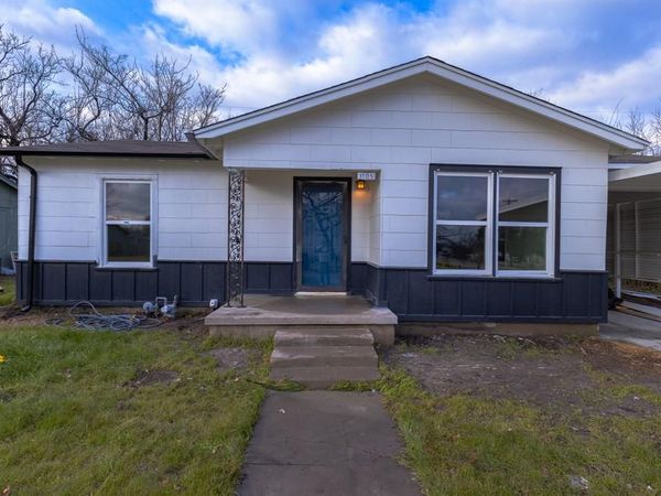 1105 Spring Branch Street, Beverly Hills, TX 76711