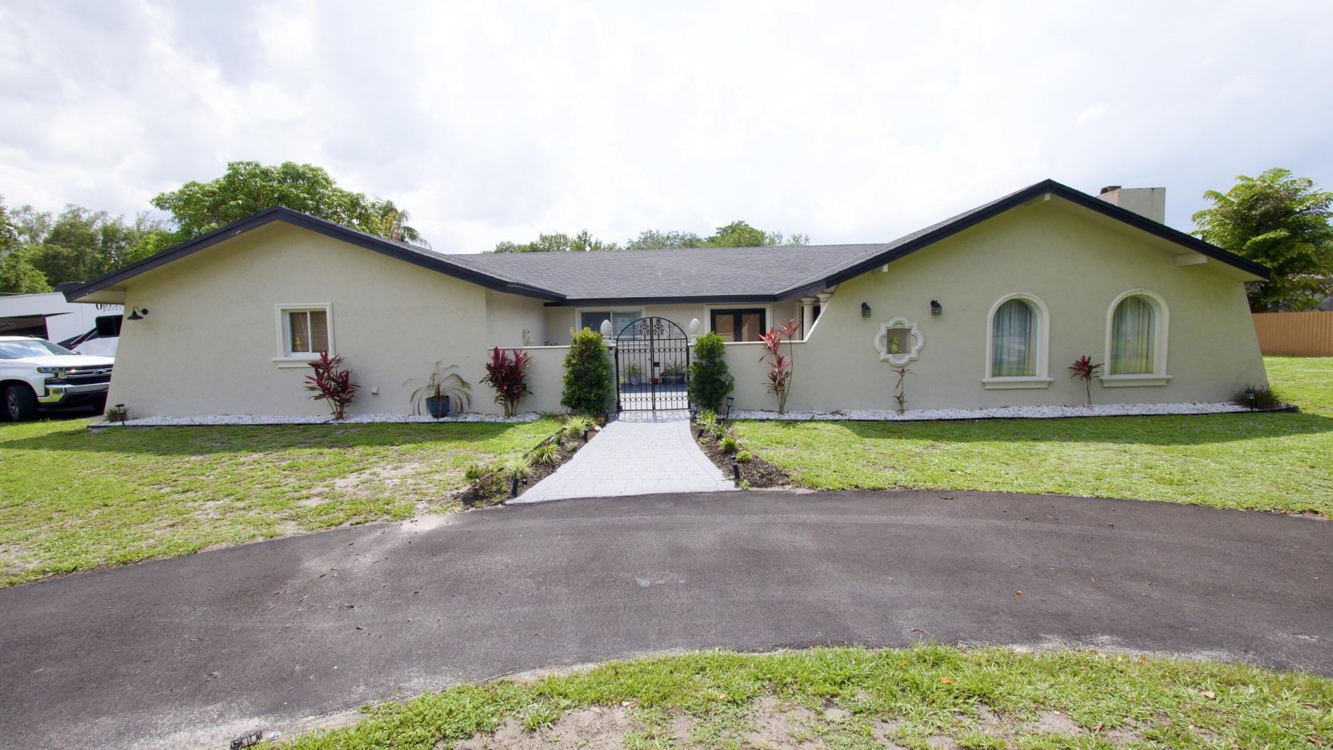 5191 SW 109th Avenue, Davie, FL 33328 Photo