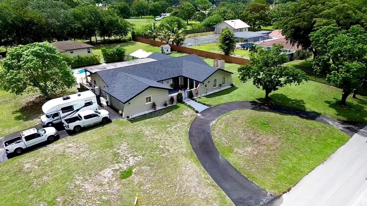 5191 SW 109th Avenue, Davie, FL 33328 Photo